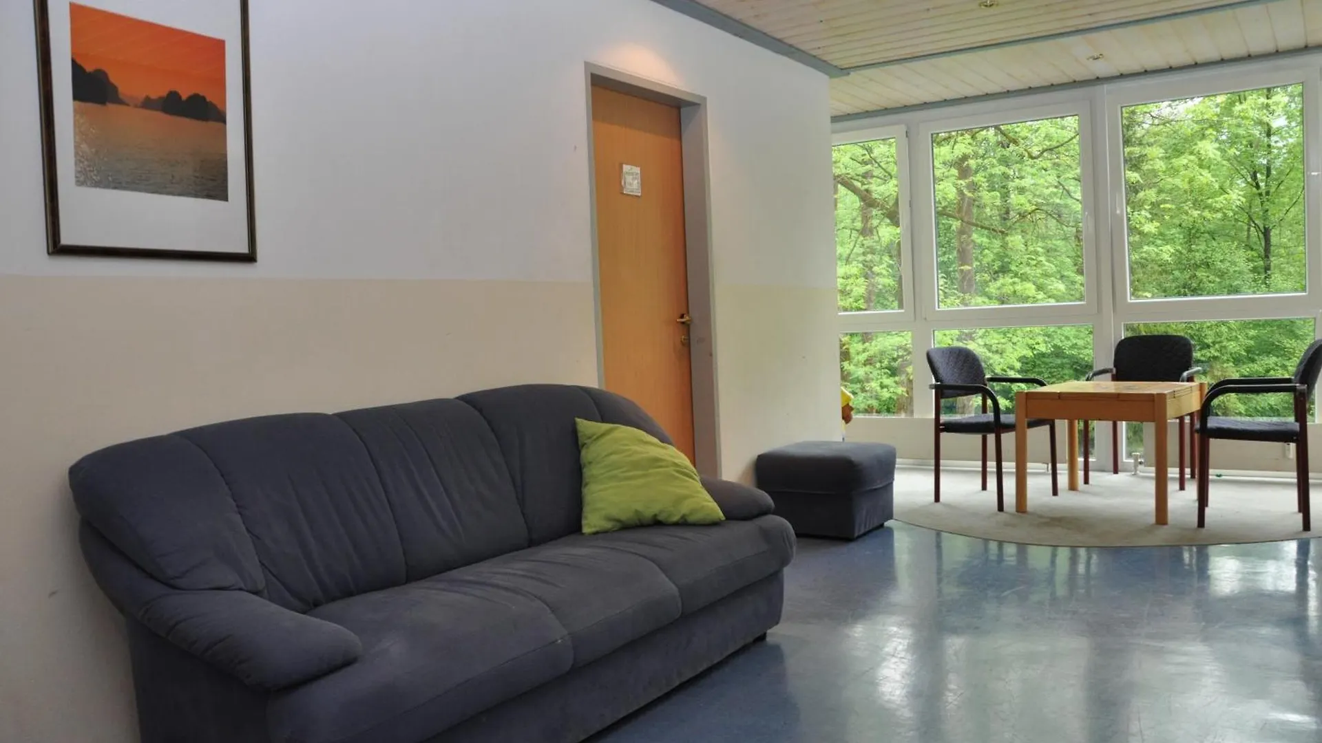 Eduard-Heinrich-Haus, Hostel