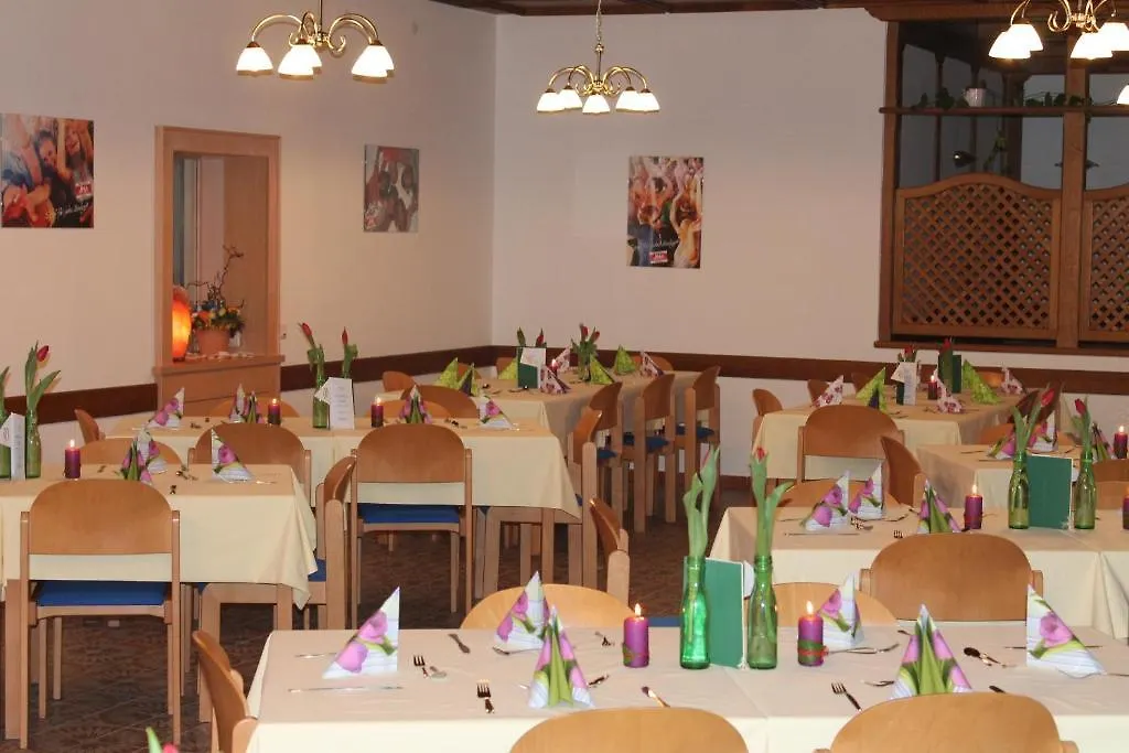 Eduard-Heinrich-Haus, Hostel Austria